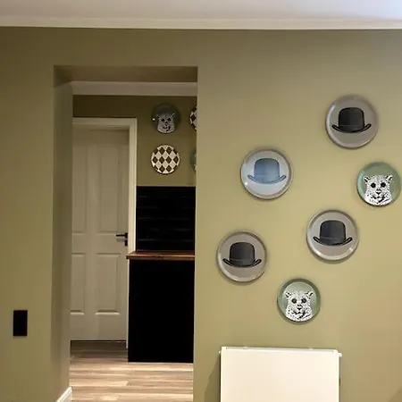 Prestige Suites Apartment *